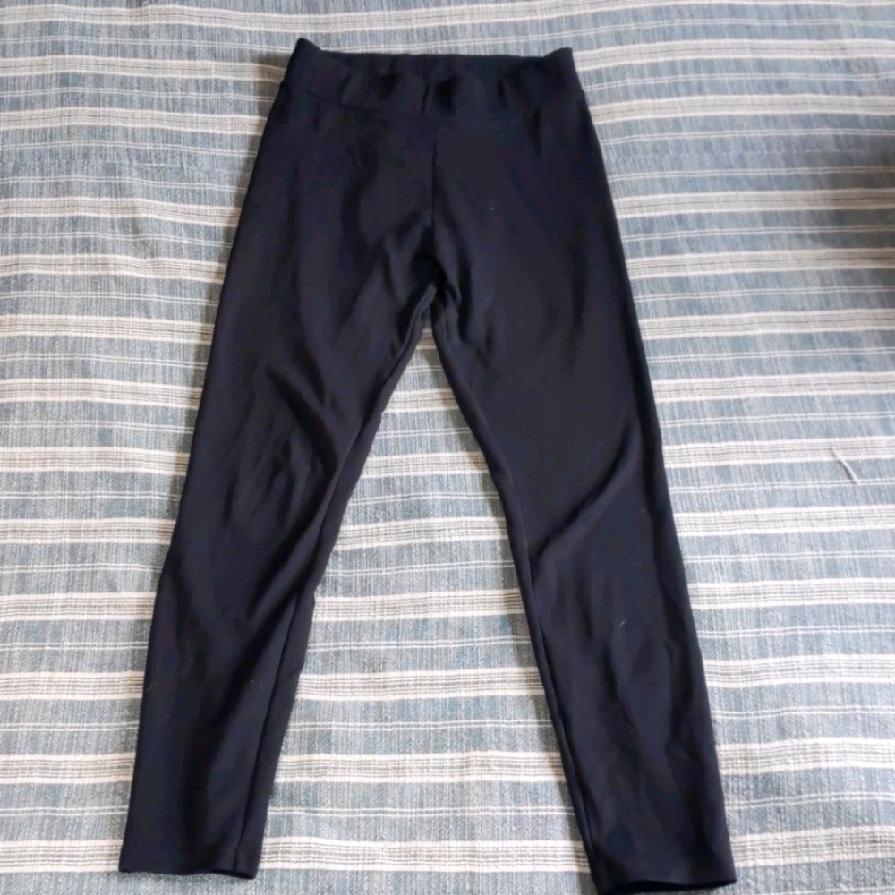 Lou & Grey leggings